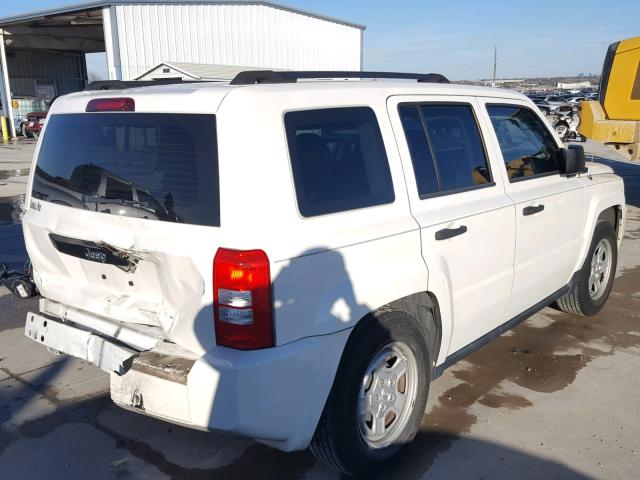 1J4FT28B79D122924 - 2009 JEEP PATRIOT SP WHITE photo 4