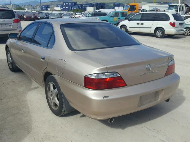 19UUA56613A018126 - 2003 ACURA 3.2TL GOLD photo 3