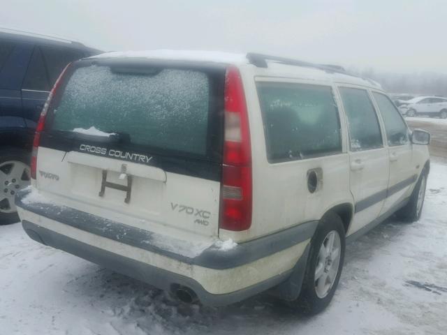 YV1LZ5644W2489214 - 1998 VOLVO V70 XC WHITE photo 4