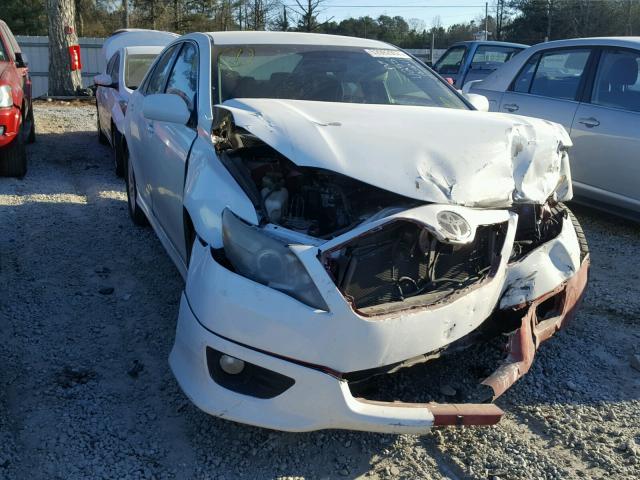 4T1BF3EK5AU102550 - 2010 TOYOTA CAMRY BASE WHITE photo 1