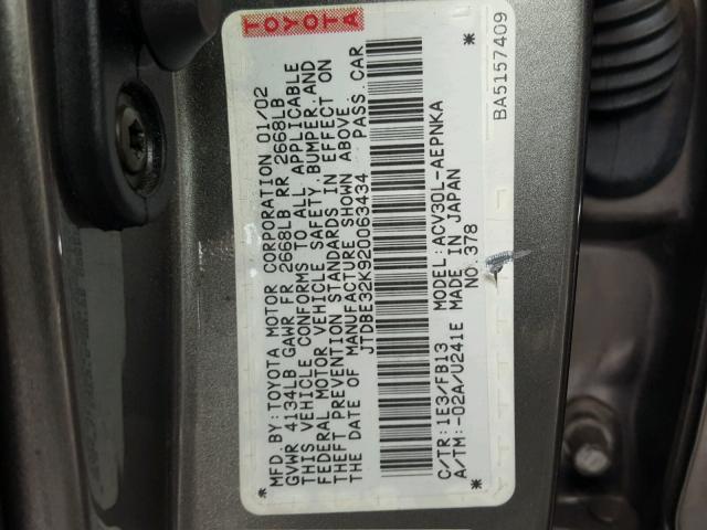 JTDBE32K920063434 - 2002 TOYOTA CAMRY LE GRAY photo 10