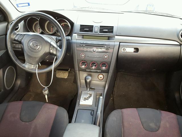 JM1BK323061536378 - 2006 MAZDA 3 S SILVER photo 9