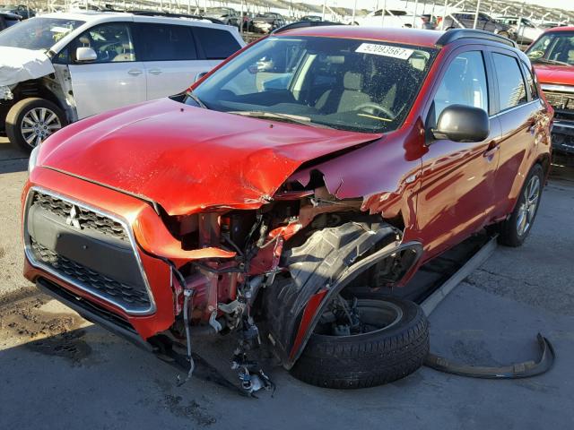 4A4AR5AU2DE023760 - 2013 MITSUBISHI OUTLANDER RED photo 2