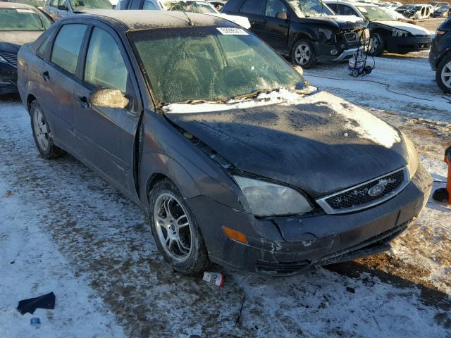 1FAFP34N66W188547 - 2006 FORD FOCUS ZX4 GRAY photo 1