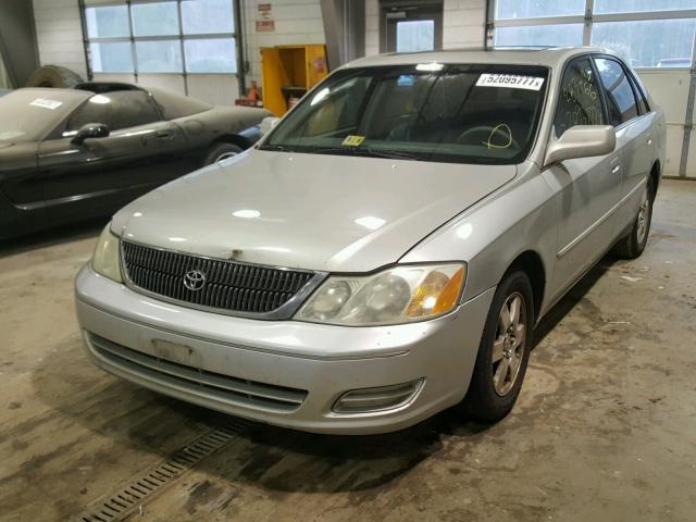 4T1BF28B61U124949 - 2001 TOYOTA AVALON XL SILVER photo 2