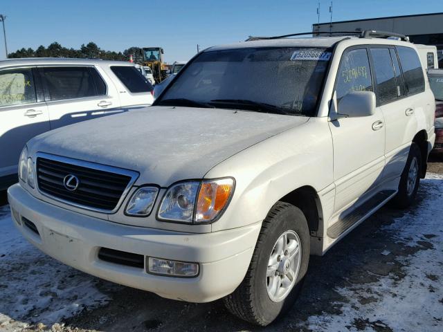 JT6HT00W4Y0122796 - 2000 LEXUS LX 470 WHITE photo 2