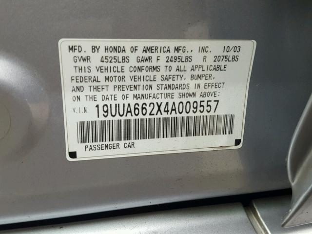 19UUA662X4A009557 - 2004 ACURA TL SILVER photo 10