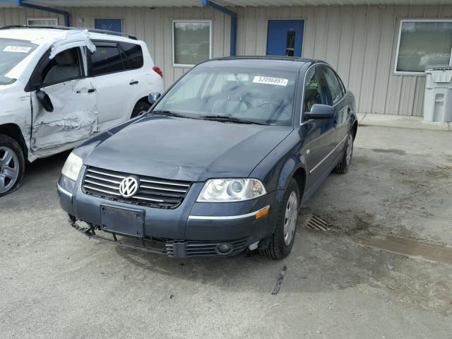 WVWPD63B02P135699 - 2002 VOLKSWAGEN PASSAT GLS GRAY photo 2