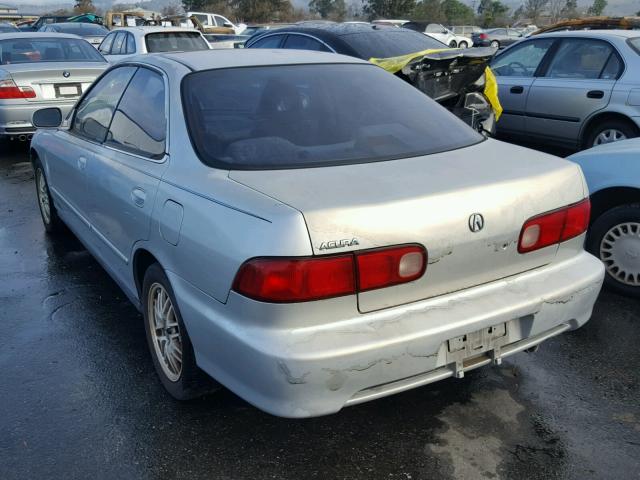 JH4DB7659YS000410 - 2000 ACURA INTEGRA LS SILVER photo 3