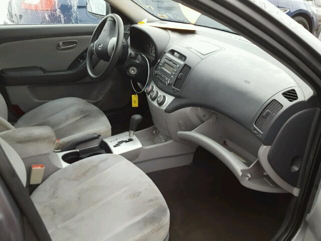 KMHDU46DX8U418945 - 2008 HYUNDAI ELANTRA GL GRAY photo 5