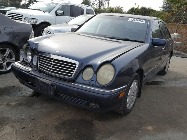 WDBJF20F4VJ030816 - 1997 MERCEDES-BENZ E 300D BLUE photo 2