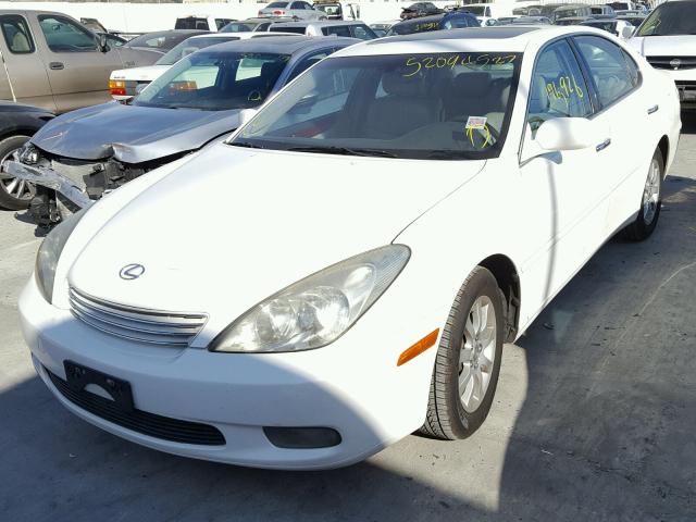 JTHBF30G320059292 - 2002 LEXUS ES 300 WHITE photo 2