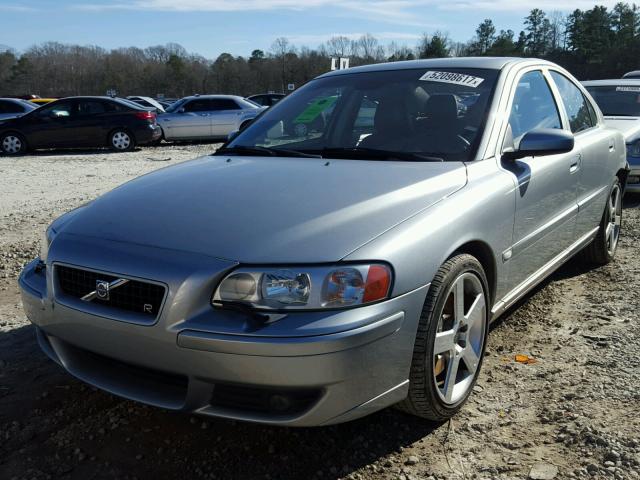 YV1RH527462516070 - 2006 VOLVO S60 R 银色 照片 2