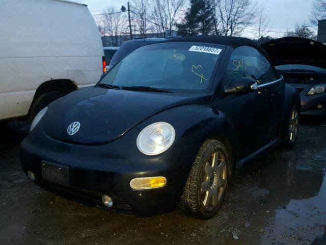 3VWCD21Y33M318369 - 2003 VOLKSWAGEN NEW BEETLE BLACK photo 2