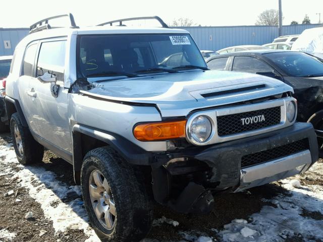 JTEBU11F770074284 - 2007 TOYOTA FJ CRUISER SILVER photo 1