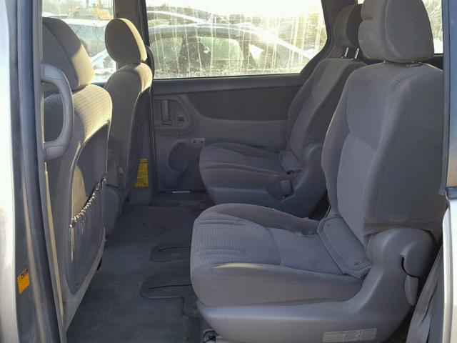 5TDZA23C96S443209 - 2006 TOYOTA SIENNA CE SILVER photo 6