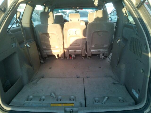 5TDZA23C54S100376 - 2004 TOYOTA SIENNA CE TAN photo 9