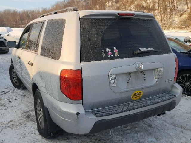 2HKYF18463H569375 - 2003 HONDA PILOT EX SILVER photo 3