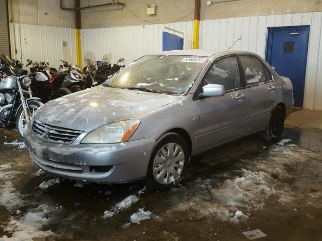 JA3AJ26E16U053970 - 2006 MITSUBISHI LANCER ES SILVER photo 2