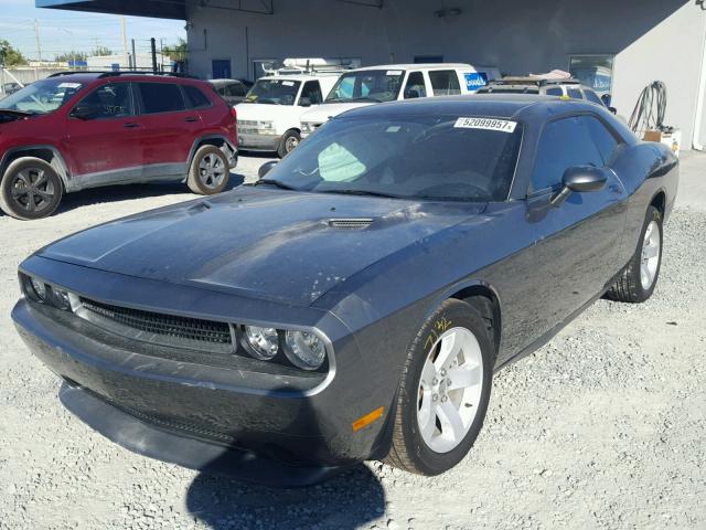 2B3CJ4DG3BH602724 - 2011 DODGE CHALLENGER GRAY photo 2