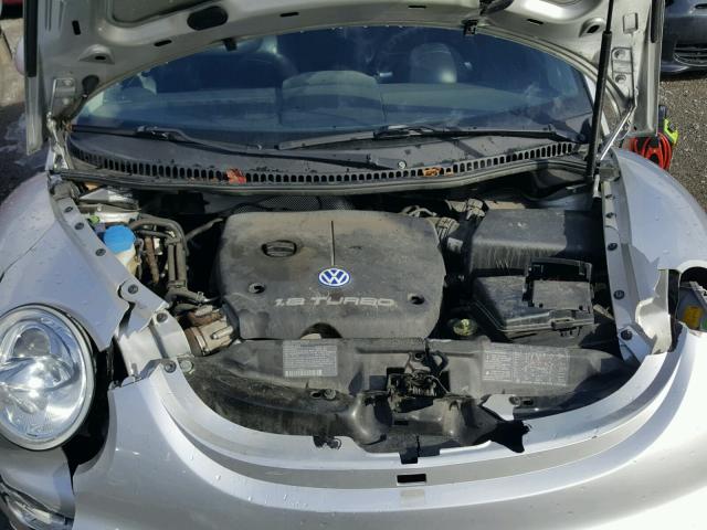 3VWDD21C0YM430725 - 2000 VOLKSWAGEN NEW BEETLE 银色 照片 7