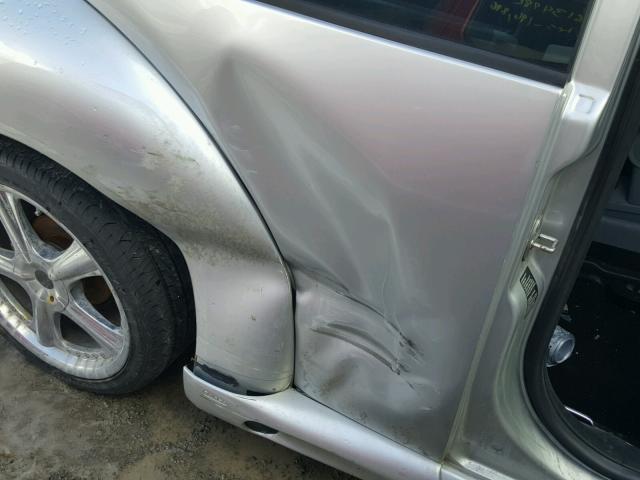 3VWDD21C0YM430725 - 2000 VOLKSWAGEN NEW BEETLE 银色 照片 9