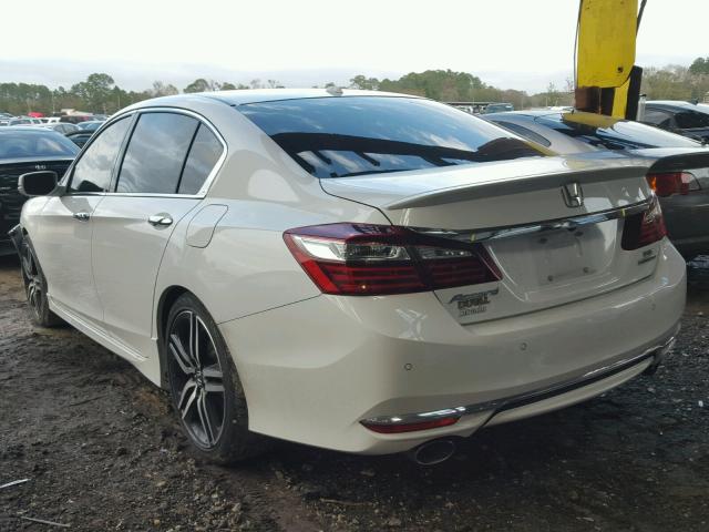 1HGCR3F97GA013022 - 2016 HONDA ACCORD TOU WHITE photo 3