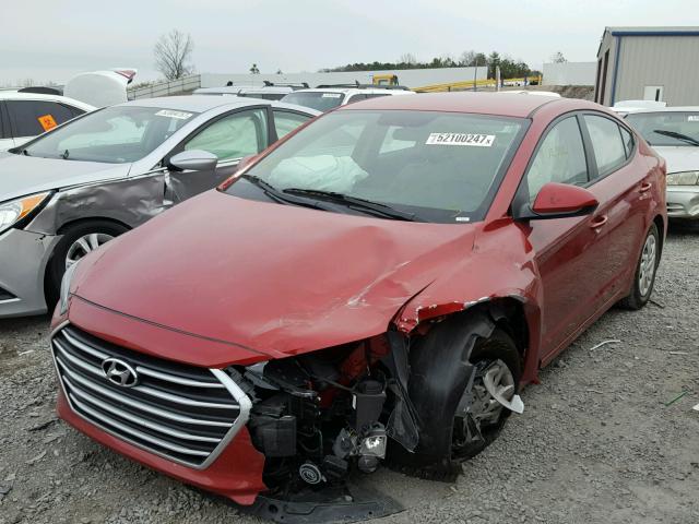 5NPD74LFXHH144108 - 2017 HYUNDAI ELANTRA SE RED photo 2