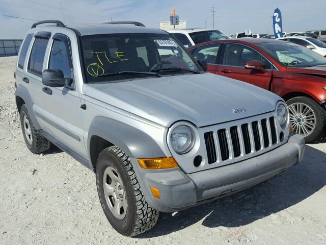 1J4GL48K25W623895 - 2005 JEEP LIBERTY SP SILVER photo 1