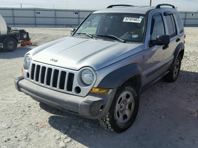 1J4GL48K25W623895 - 2005 JEEP LIBERTY SP SILVER photo 2