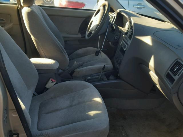 KMHDN46D85U127689 - 2005 HYUNDAI ELANTRA GL GOLD photo 5