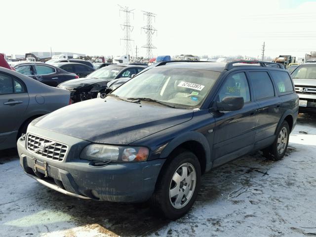 YV1SZ59HX31101981 - 2003 VOLVO XC70 BLUE photo 2