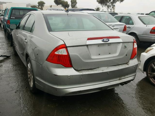 3FADP0L31AR388737 - 2010 FORD FUSION HYB SILVER photo 3