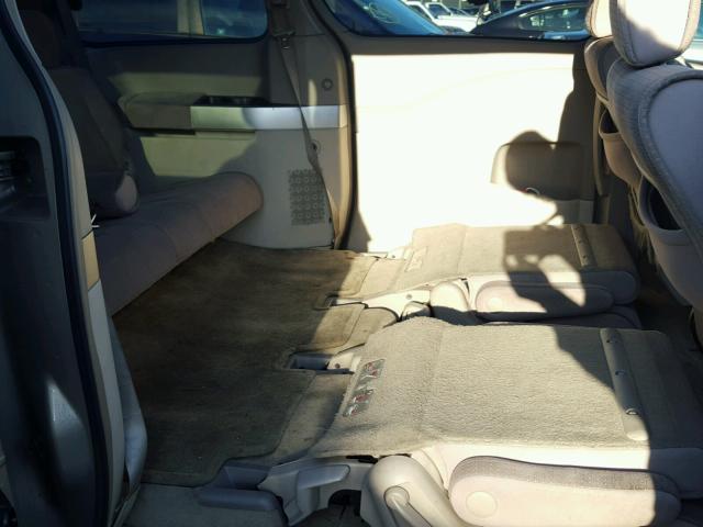 5N1BV28U05N136275 - 2005 NISSAN QUEST S BEIGE photo 6