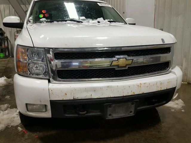 3GCEK13M18G108123 - 2008 CHEVROLET SILVERADO WHITE photo 9