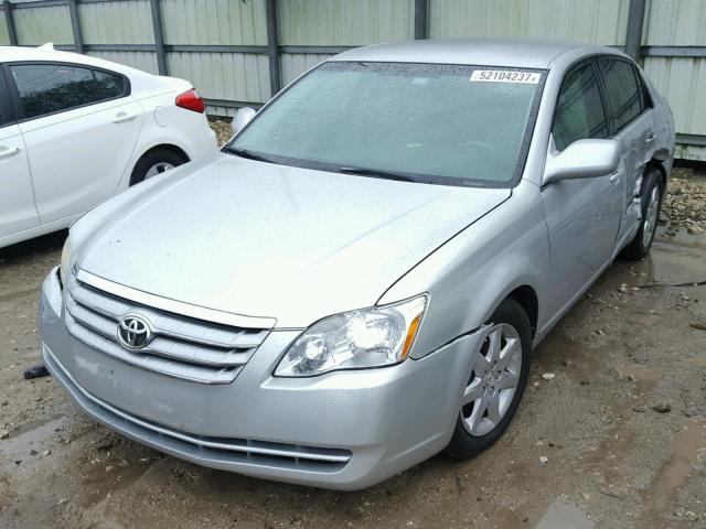 4T1BK36B76U164727 - 2006 TOYOTA AVALON XL SILVER photo 2