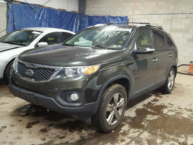 5XYKU3A63CG225500 - 2012 KIA SORENTO EX GREEN photo 2