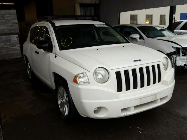 1J8FF47W37D597747 - 2007 JEEP COMPASS WHITE photo 1