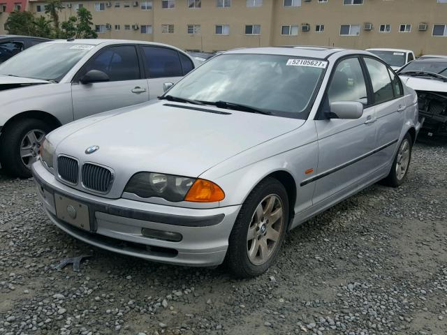 WBAAM3344YFP74041 - 2000 BMW 323 I SILVER photo 2