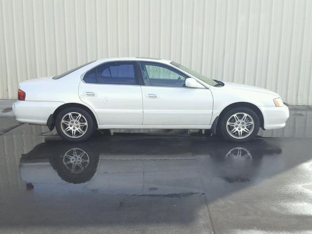 19UUA5678YA033481 - 2000 ACURA 3.2TL WHITE photo 9