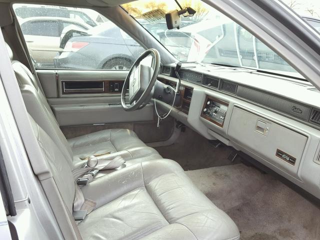 1G6CD53B6N4206275 - 1992 CADILLAC DEVILLE SILVER photo 5