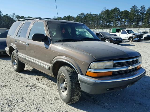 1GNCS13W4W2254280 - 1998 CHEVROLET BLAZER BROWN photo 1