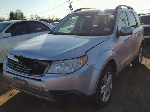 JF2SH63619H786914 - 2009 SUBARU FORESTER 2 SILVER photo 2