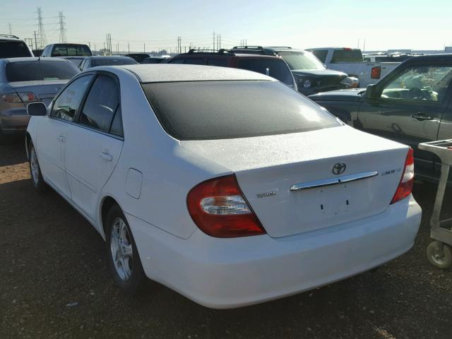 4T1BE32K93U233314 - 2003 TOYOTA CAMRY LE WHITE photo 3