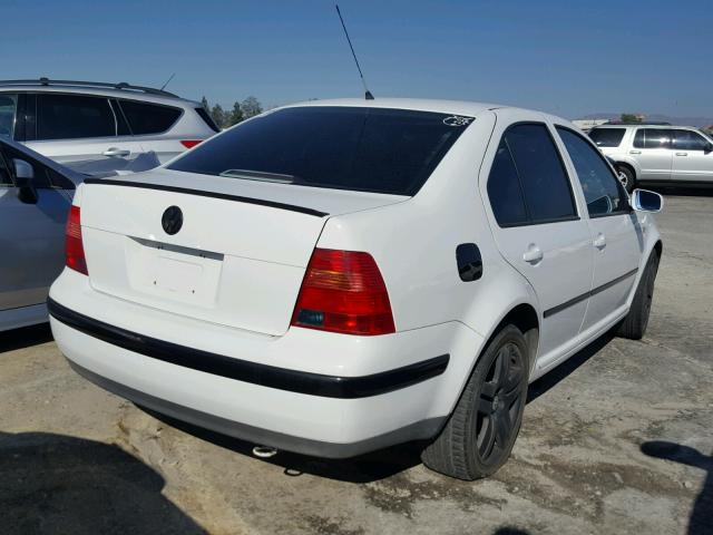 3VWTG69M21M185195 - 2001 VOLKSWAGEN JETTA GLX WHITE photo 4