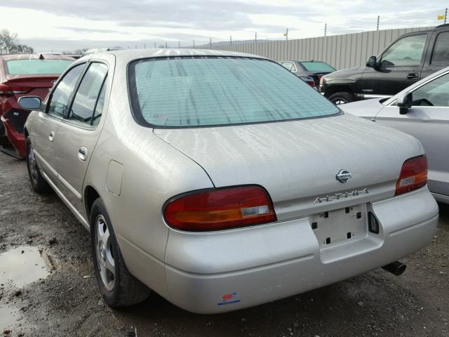 1N4BU31F5PC160939 - 1993 NISSAN ALTIMA XE TAN photo 3