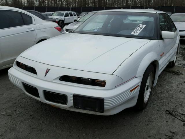 1G2WJ14X0NF275641 - 1992 PONTIAC GRAND PRIX WHITE photo 2