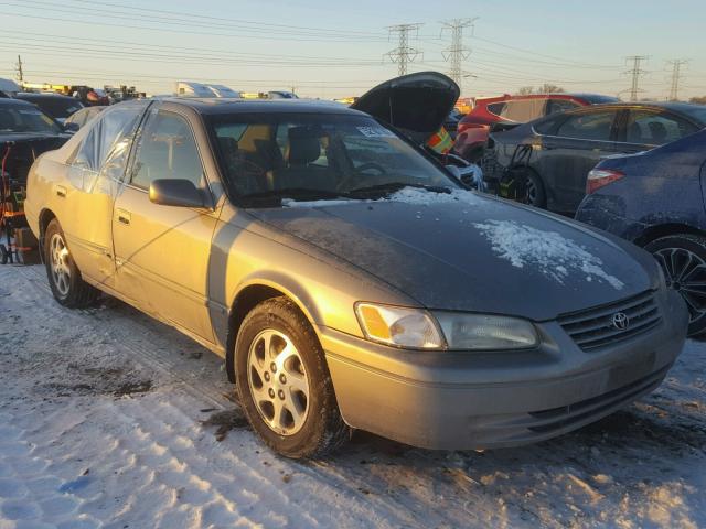 JT2BF28K9X0216148 - 1999 TOYOTA CAMRY LE TAN photo 1