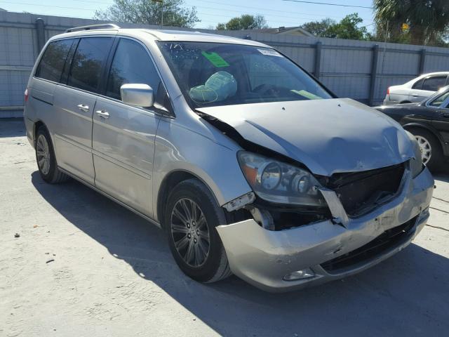 5FNRL38825B110597 - 2005 HONDA ODYSSEY TO SILVER photo 1