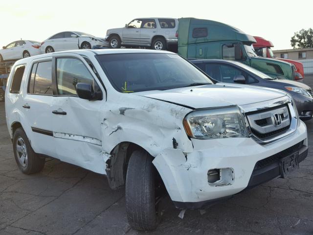 5FNYF3H26AB019650 - 2010 HONDA PILOT LX WHITE photo 1